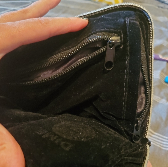 Padded Pouch - Picture 4 of 6